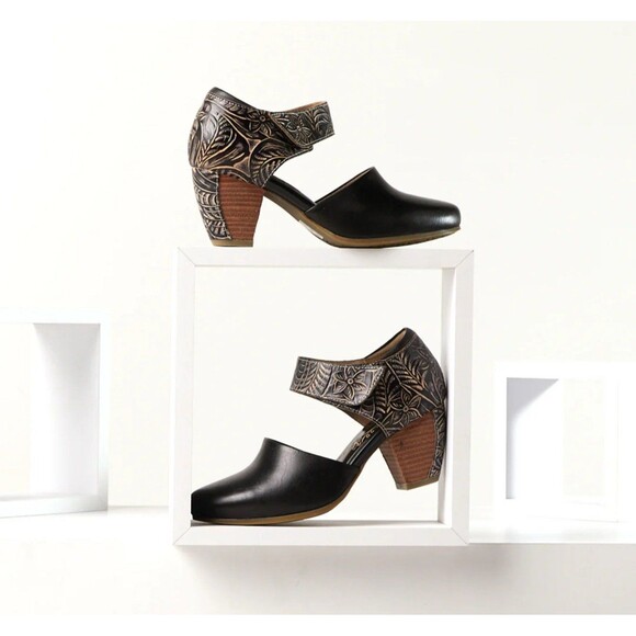 L'ARTISTE TOOLIE SHOES SIZE 39 - Picture 1 of 10